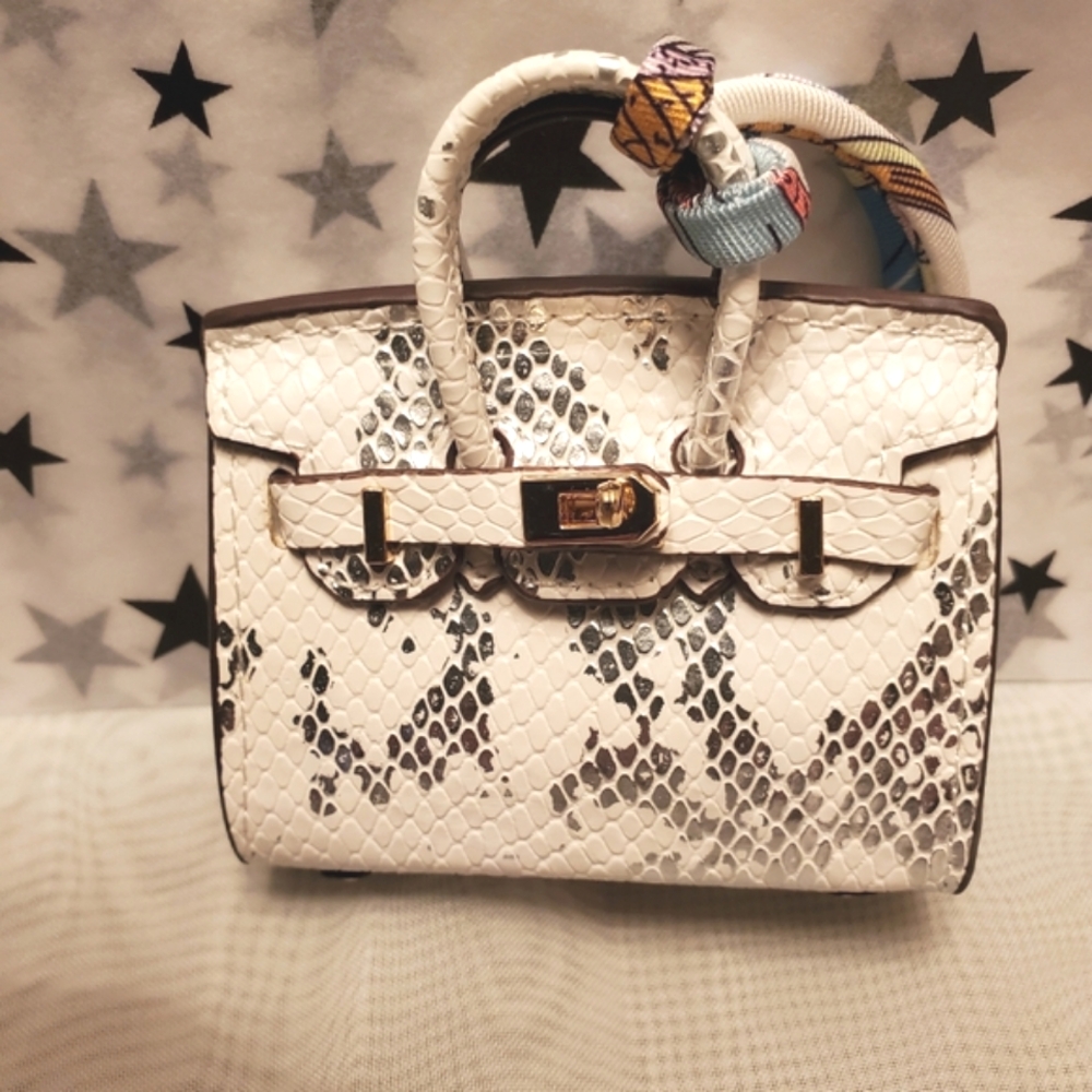 🔥👜LABUBU EXOTIC FASHION BAG      BRAND NEW